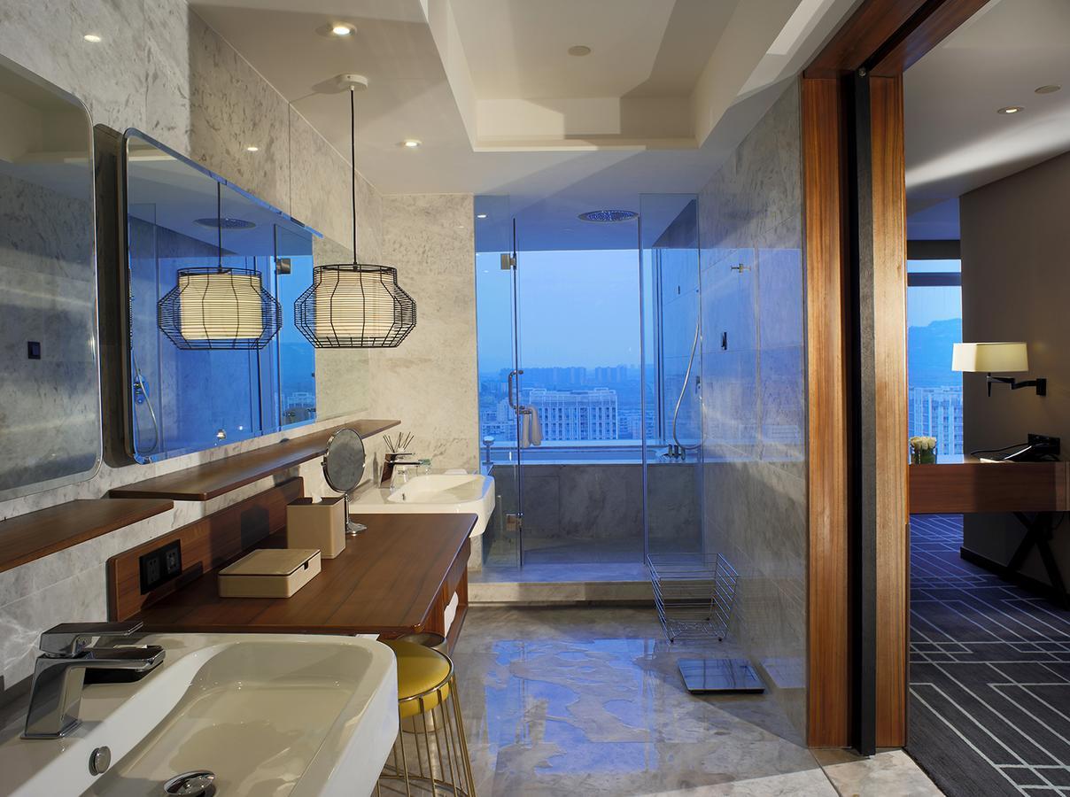 Chongqing The Lotus Hotel Extérieur photo