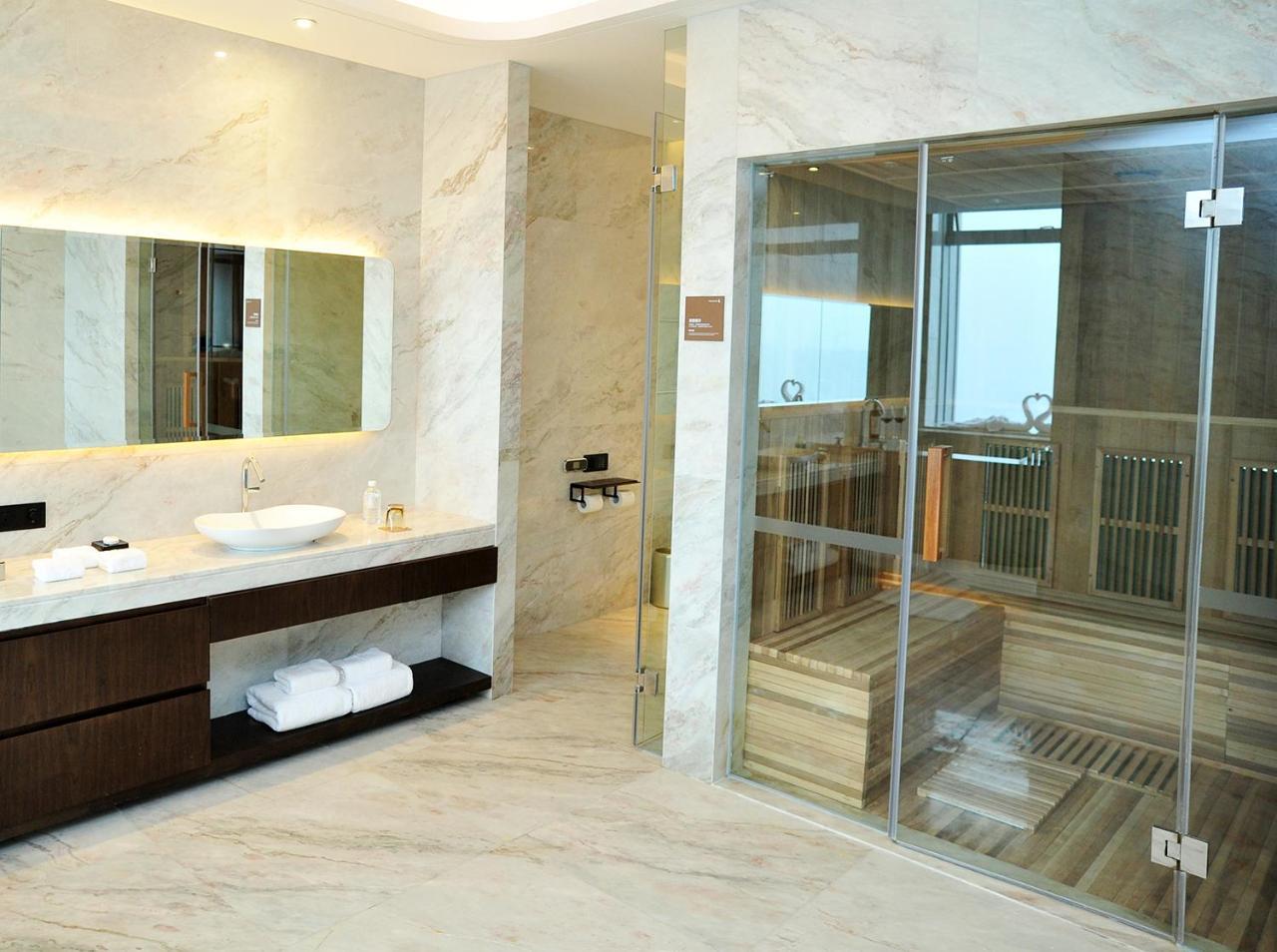 Chongqing The Lotus Hotel Extérieur photo