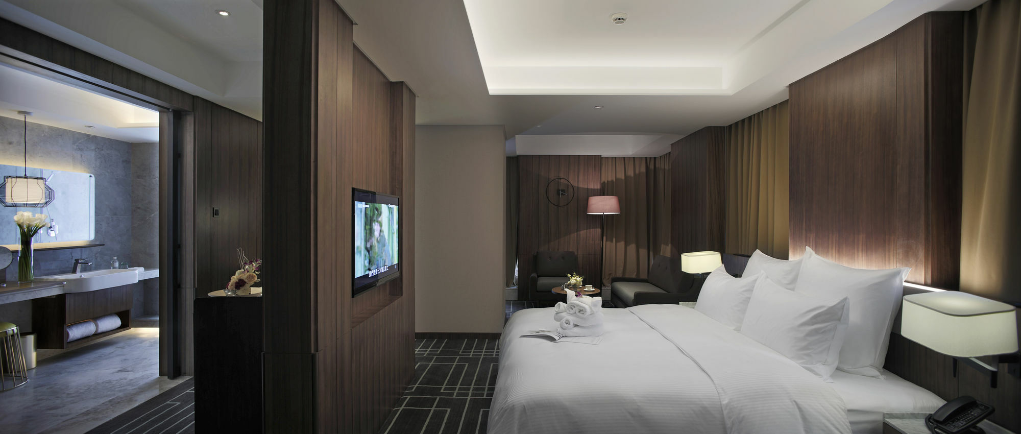 Chongqing The Lotus Hotel Extérieur photo